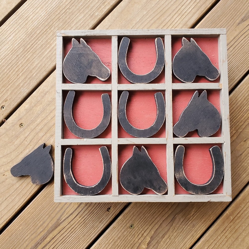 Wooden Horse Head And Horseshoe Tic-tac-toe Game